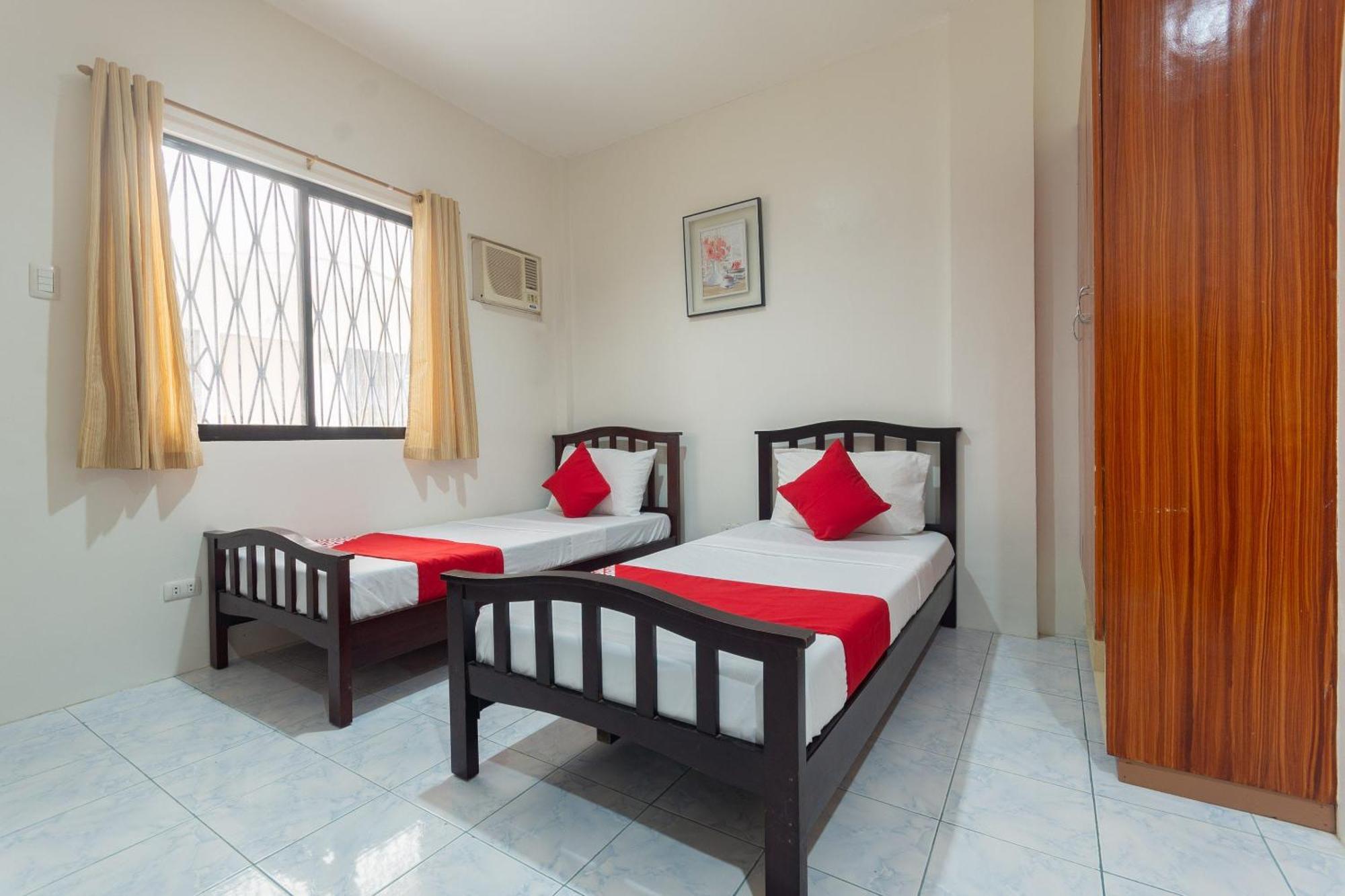 3J'S And K Apartment Lapu-Lapu City Exterior photo